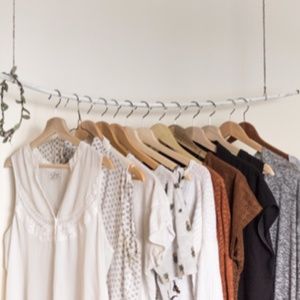 5 women's tops & bottoms mixed , NWT